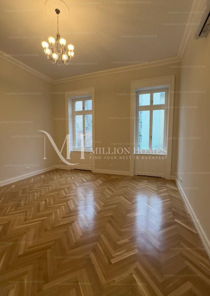 Luxus, 117 m²-es, 2 szobás lakás Budapest V. kerületében