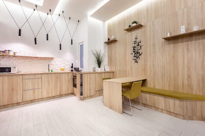 Modern stílusú, 2 önálló egységre osztott lakás Airbnb-engedéllyel