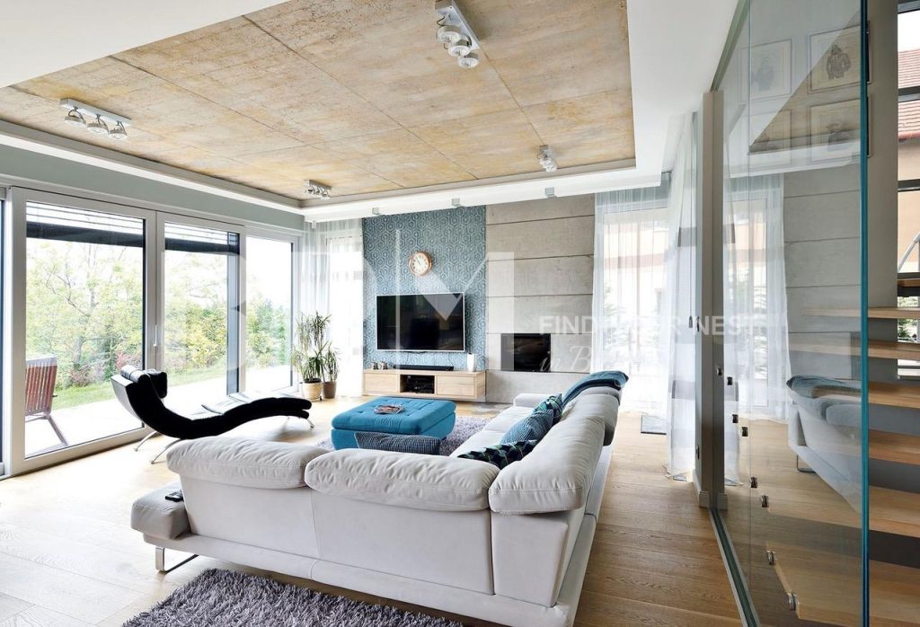 Modern-minimál stílusú villa Budán úszómedencével