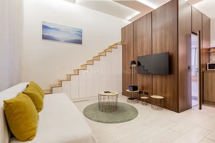 Modern stílusú, 2 önálló egységre osztott lakás Airbnb-engedéllyel
