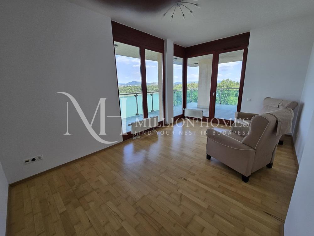 3 szobás lakás dunai panorámával a Marina parton