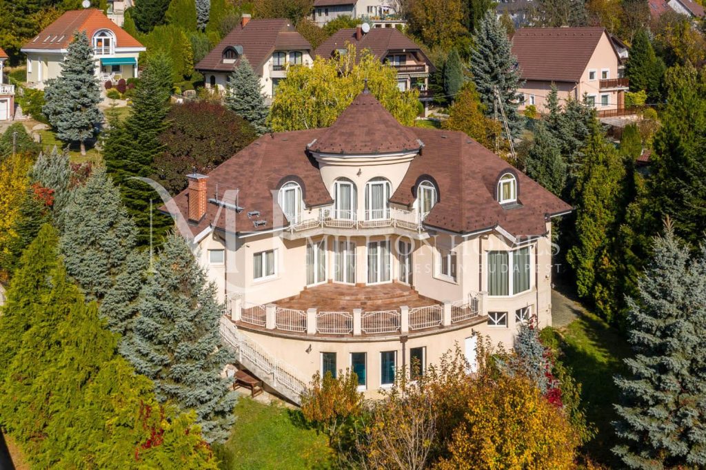 Klasszikus stílusú villa Budán / SIETŐS ELADÁS PIACI ÁR ALATT
