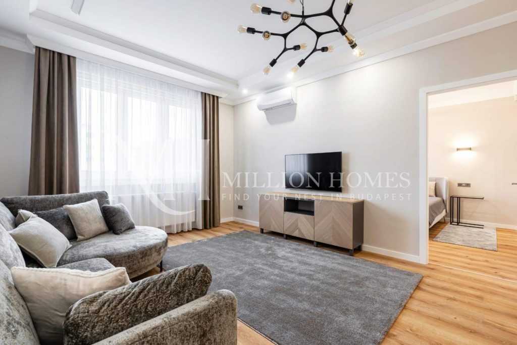 Felújított Bauhaus lakás a belvárosban