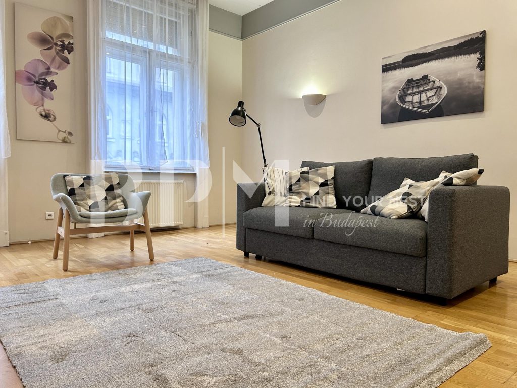 A SOTE közelsége: kényelmes, 3 szobás lakás