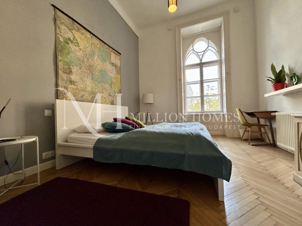 Felújított, modern lakás az Astoria mellett