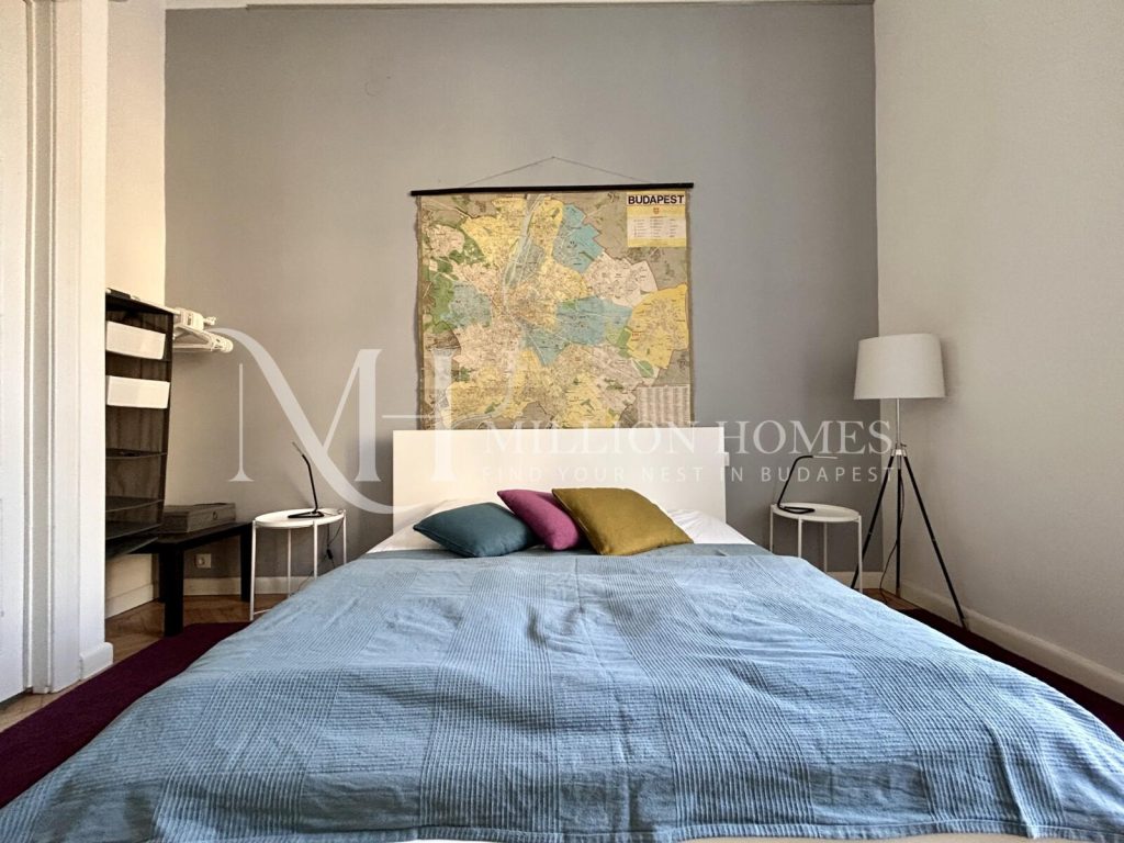 Felújított, modern lakás az Astoria mellett