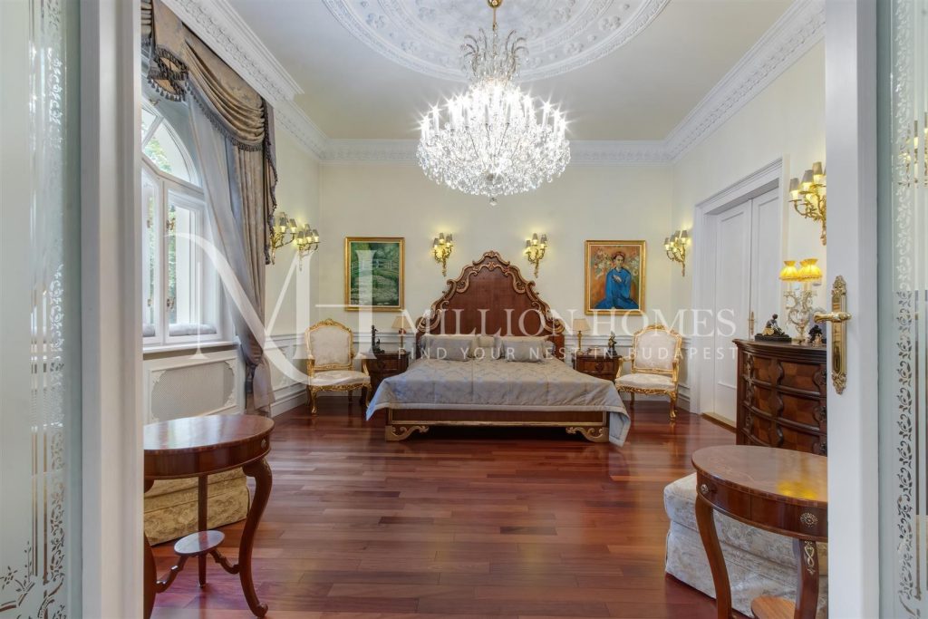 Exkluzív neobarokk villa a II. kerületben