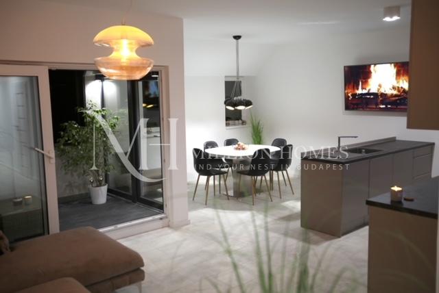 Egyedülálló duplex penthouse a Nyugatitól néhány lépésre
